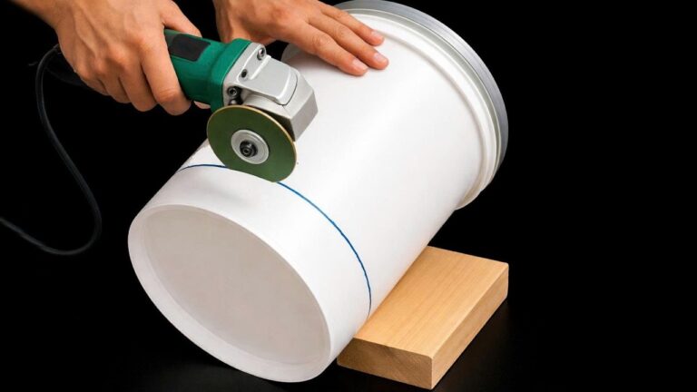 Scopri 5 idee geniali per riciclare le bottiglie di plastica in modo creativo