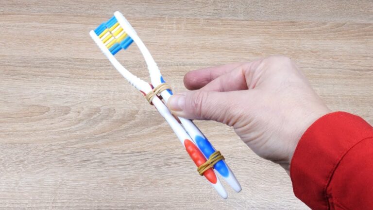 Scopri 5 sorprendenti usi per le vecchie spazzolini da denti riuniti!